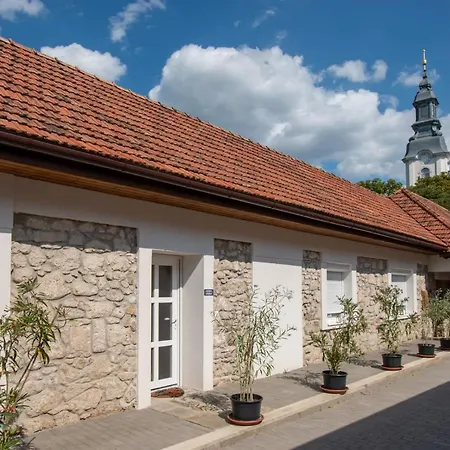 Jókisshely Apartman *